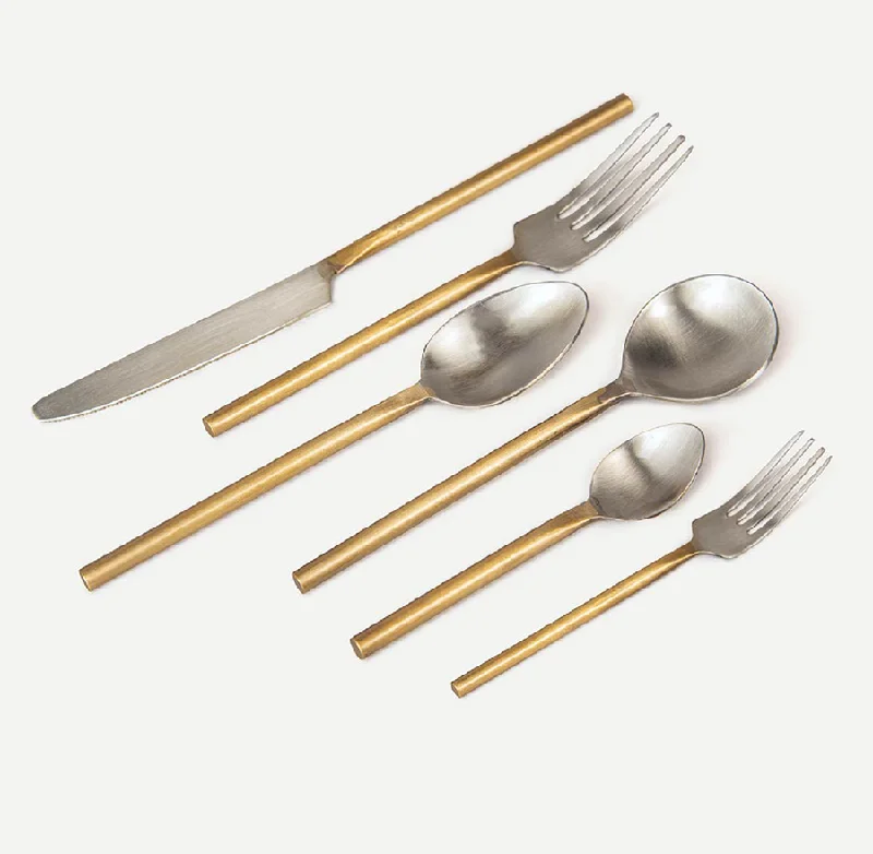 Luxury gold-accented bowls-SELENOFI CUTLERY SET