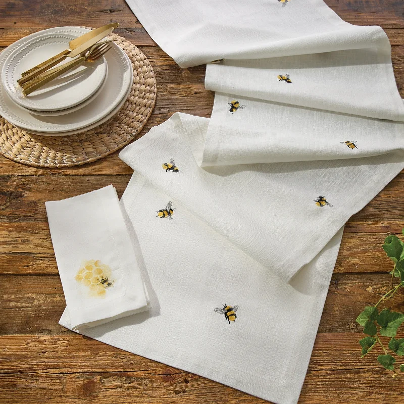 Affordable wooden salad servers-Bee Happy Napkin - Set of 12 Park Designs