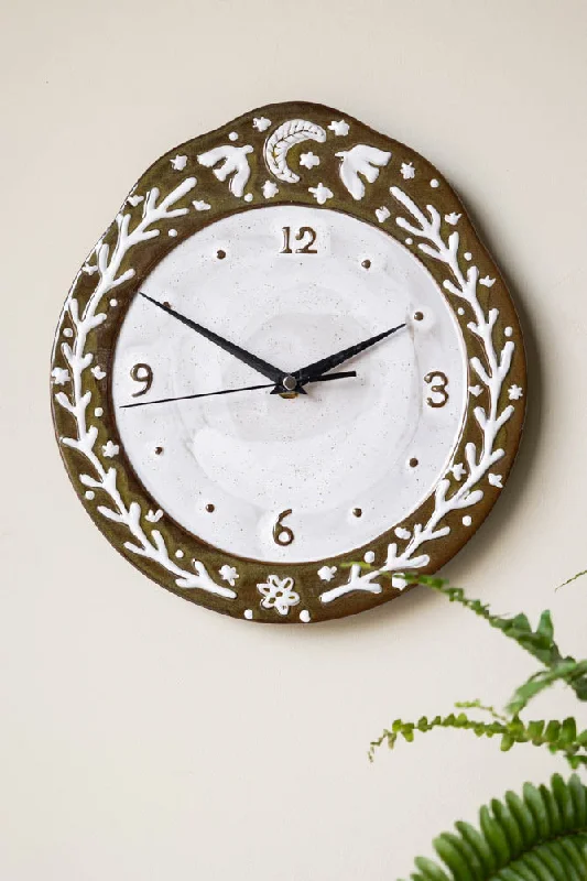 Chic frosted glass wall decor-Folk Birds Ceramic Clock