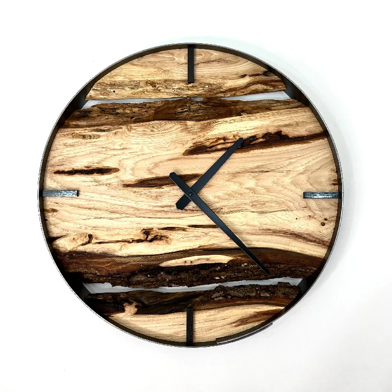 Casual farmhouse wall signs-*NEW // 18” Hickory Live Edge Wood Clock